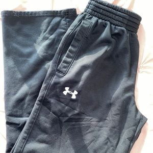 Heavyweight Under Armour Sweatpants: Size S